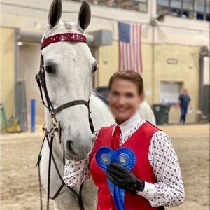 Elegant Marsha de Arriaga Academy Show Set